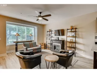 Photo #2: 21302688 Listing