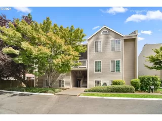 Photo #5: 21302930 Listing 