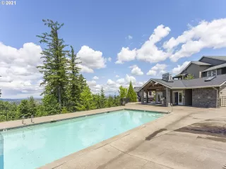 Photo #2: 21302998 Listing 