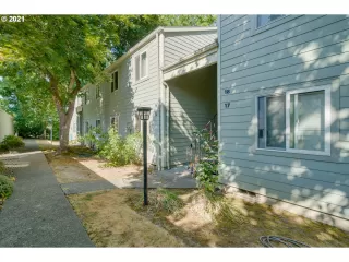 Photo #1: 21304662 Listing