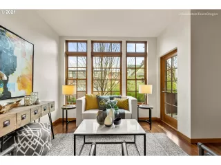 Photo #2: 21305056 Listing