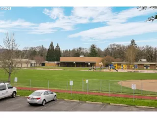 Photo #3: 21305065 Listing