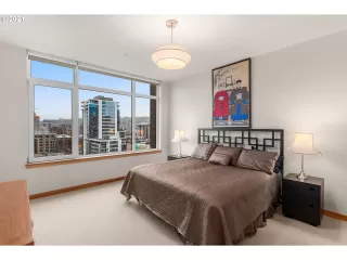 Photo #5: 21306298 Listing 