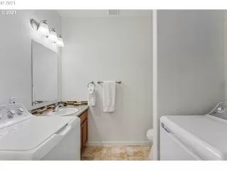 Photo #3: 21306938 Listing