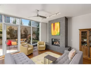 Photo #4: 21307003 Listing 