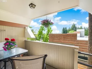 Photo #6: 21307167 Listing