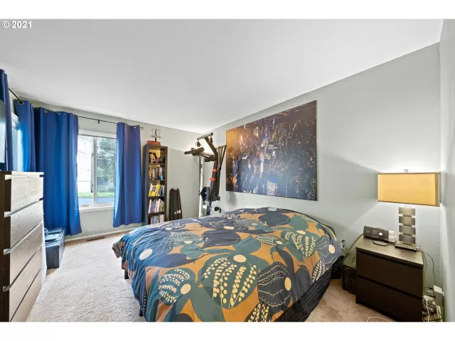 MLS: 21307908 Condo For Sale