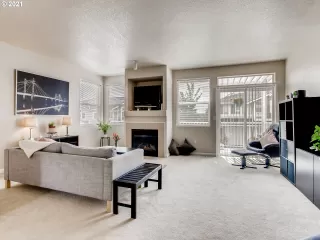 Photo #2: 21308113 Listing