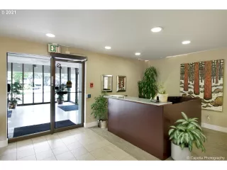 Photo #2: 21308549 Listing