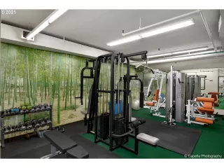 Photo #3: 21308549 Listing