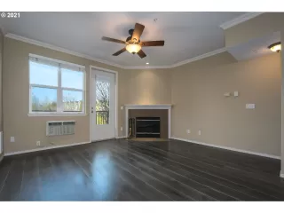 Photo #4: 21308886 Listing