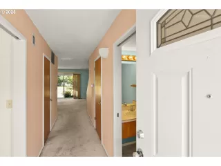 Photo #4: 213109369 Listing 