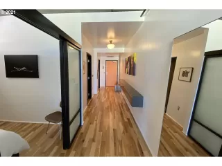 Photo #4: 21313014 Listing 