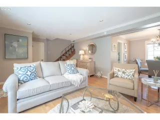 Photo #3: 21314249 Listing