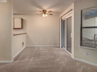 Photo #6: 21314826 Listing