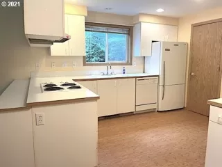 Photo #2: 21315450 Listing