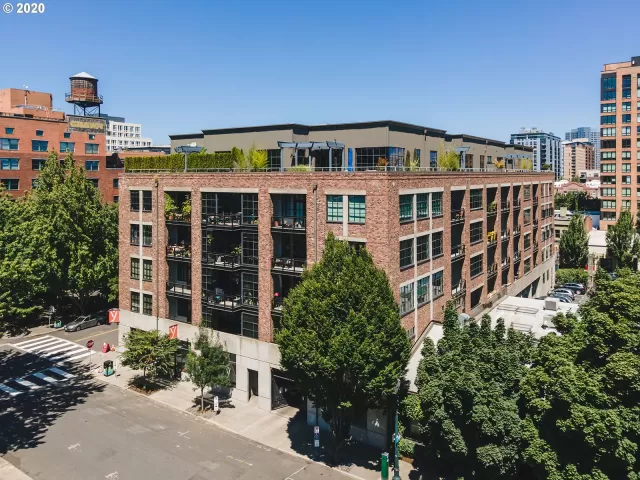 MLS: 21315694 Condo For Sale