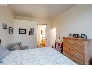 Photo #2: 21315983 Listing