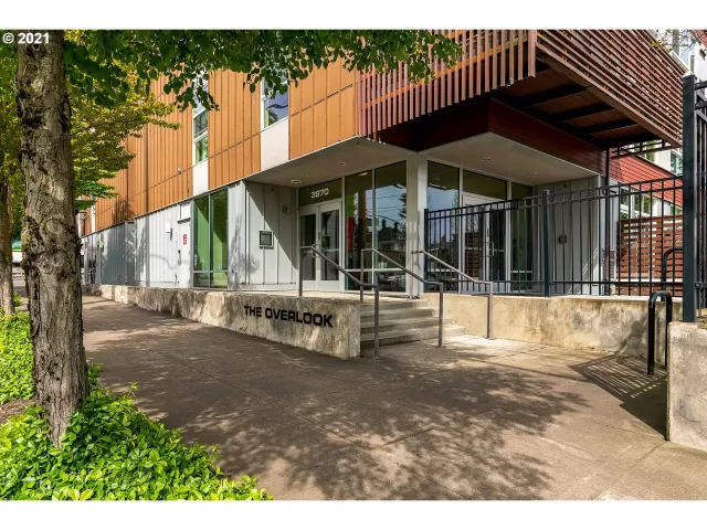 MLS: 21316603 Condo For Sale