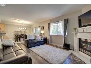 Photo #2: 21316920 Listing