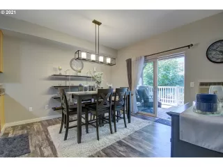 Photo #4: 21316920 Listing