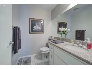 Photo #5: 21316920 Listing