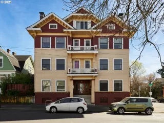 Photo #2: 21317208 Listing