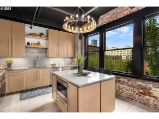 Photo #2: 21319074 Listing