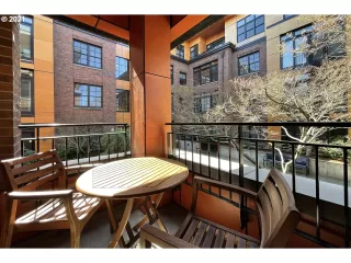 Photo #1: 21319164 Listing