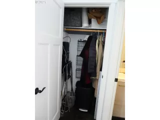 Photo #3: 21319175 Listing