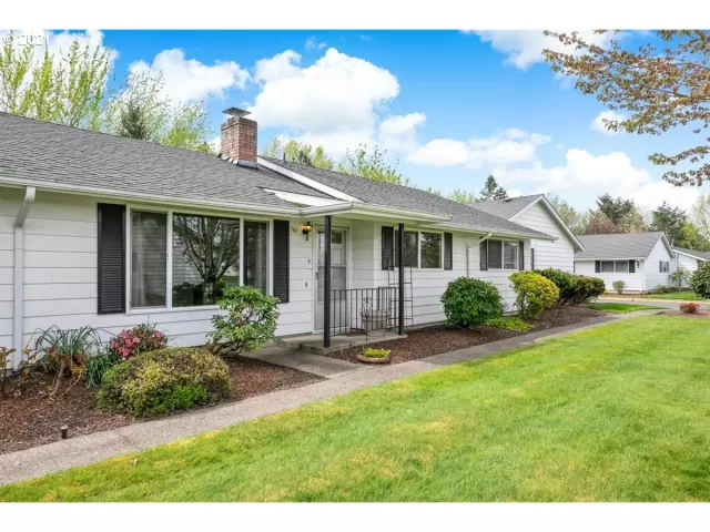 MLS: 21319281 Condo For Sale