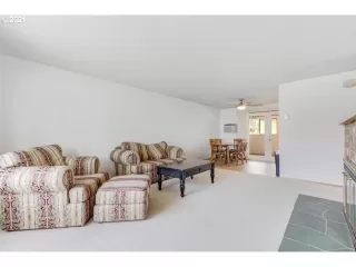 Photo #3: 21319281 Listing