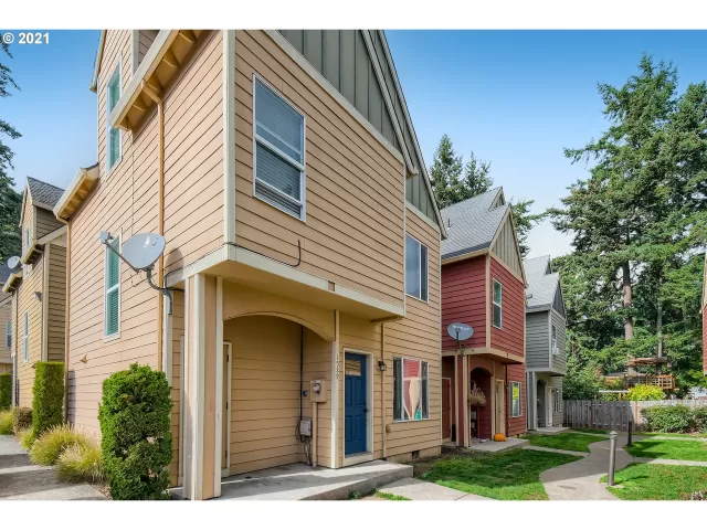 MLS: 21319921 Condo For Sale