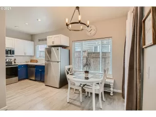 Photo #6: 21319921 Listing