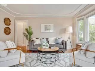 Photo #5: 21319942 Listing 