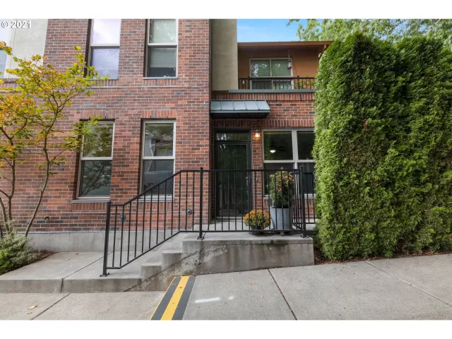 MLS: 21320179 Condo For Sale