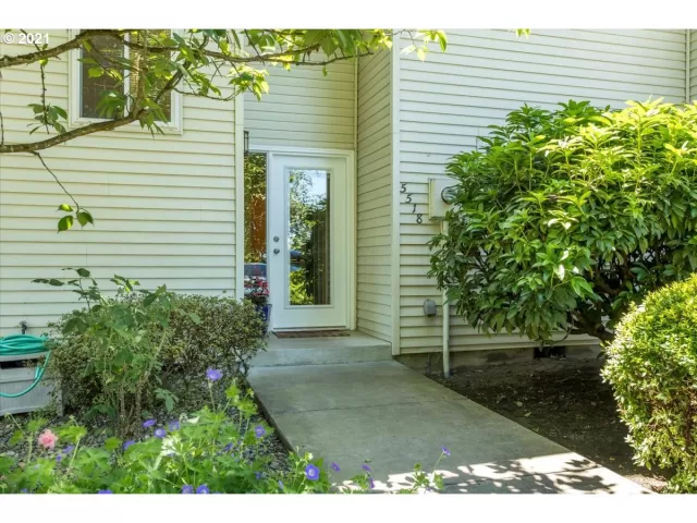 MLS: 21321412 Condo For Sale