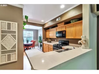 Photo #1: 21323611 Listing 