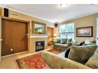 Photo #6: 21323611 Listing 