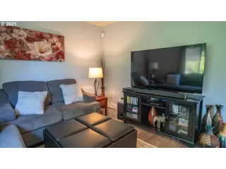 Photo #2: 21324280 Listing