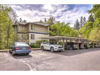 Photo #2: 21324572 Listing