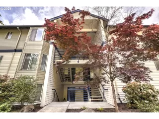 Photo #3: 21324572 Listing