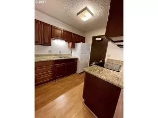 Photo #3: 21325336 Listing 