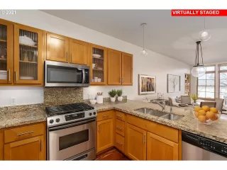 Photo #2: 21325555 Listing