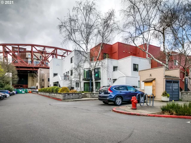 MLS: 21326739 Condo For Sale