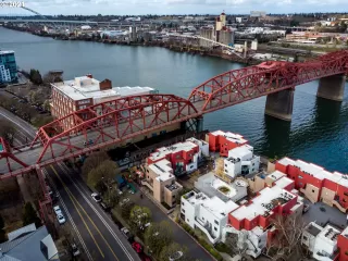 Photo #3: 21326739 Listing