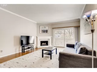 Photo #5: 21326914 Listing 