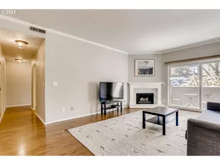 Photo #6: 21326914 Listing 