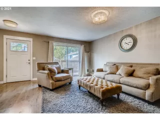 Photo #5: 21326957 Listing 