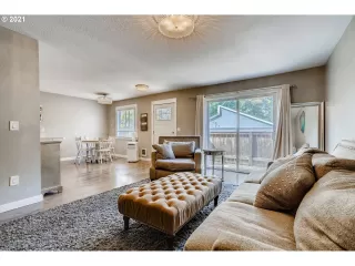 Photo #6: 21326957 Listing 